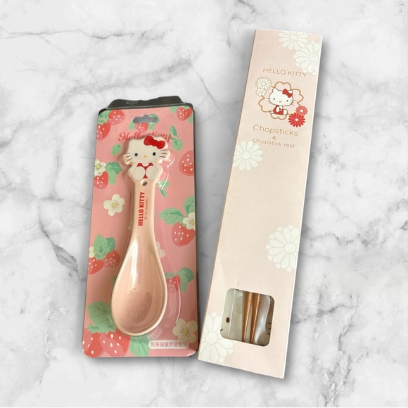 Hello Kitty Pink Spoon and Chopsticks Set with Chopstick Rest NEW - Picture 1 of 3
